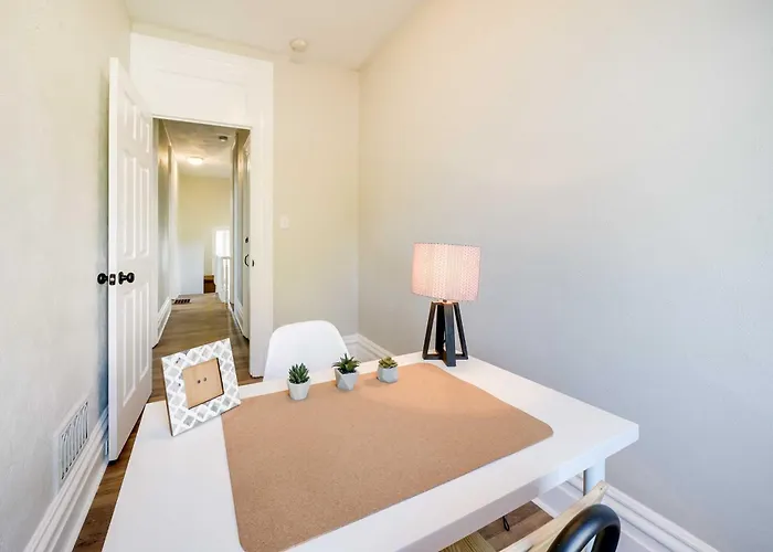 Bright Apt, Walk To Grandview Ave!