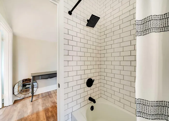 Bright Apt, Walk To Grandview Ave! Apartment Pittsburgh