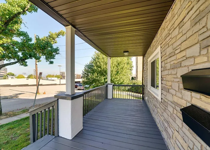 Bright Apt, Walk To Grandview Ave! Apartment